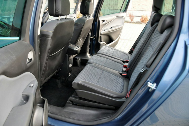 Zafira 1.4T(140KM) Bi-Xenon Led Navi Panorama Skóry 2xPark Alu17"ASO Opel zdjęcie 20