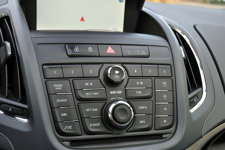 Zafira 1.4T(140KM) Bi-Xenon Led Navi Panorama Skóry 2xPark Alu17"ASO Opel zdjęcie 32