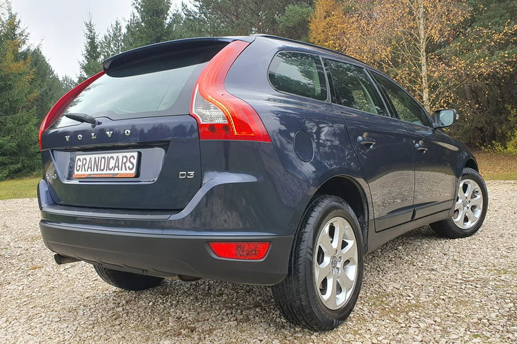 Volvo XC 60 2.0 R5 D3 # Kinetic # Manual # Serwis do Końca # zdjęcie 2