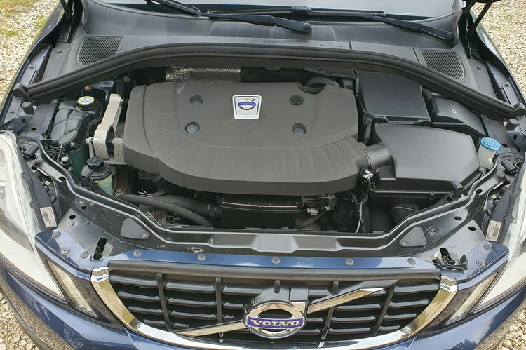 Volvo XC 60 2.0 R5 D3 # Kinetic # Manual # Serwis do Końca # zdjęcie 32