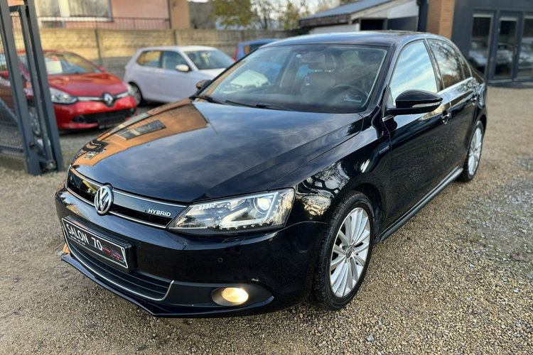 Volkswagen Jetta 1.4 Zarejestrowany Automat Climatronic Navi Grzane fotele Stan BDB zdjęcie 5