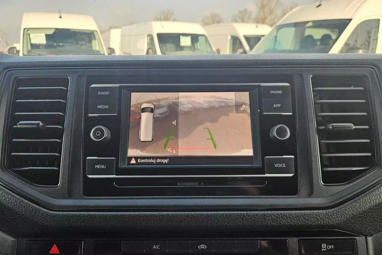 Volkswagen Crafter L3H2 129900zł NETTO Brygadówka 7 osób 2.0TDi/140KM zdjęcie 26