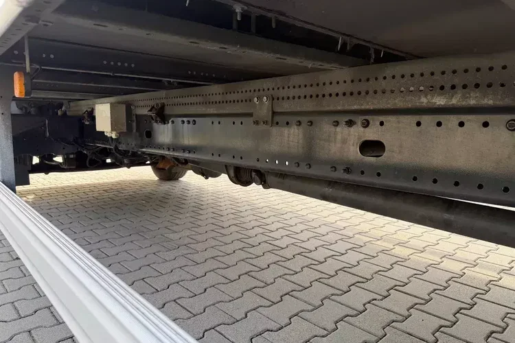 MAN TGL 12.250 zdjęcie 8