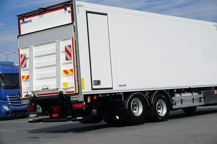 DAF CF 450 / E 6 / ACC / CHŁODNIA + WINDA / 21 PALET / MULTITEMPERATURA / RETARDER zdjęcie 38