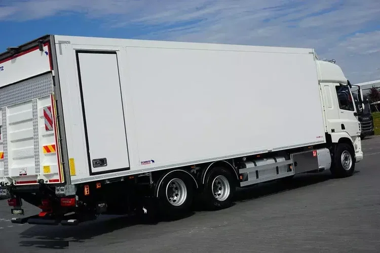 DAF CF 450 / E 6 / ACC / CHŁODNIA + WINDA / 21 PALET / MULTITEMPERATURA / RETARDER zdjęcie 39