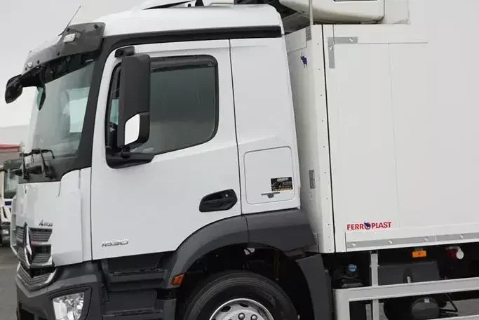 Mercedes ANTOS / 1830 / EURO 6 / CHŁODNIA + WINDA / 18 PALET zdjęcie 29