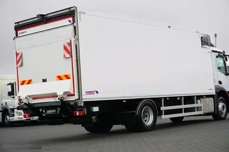 Mercedes ANTOS / 1830 / EURO 6 / CHŁODNIA + WINDA / 18 PALET zdjęcie 33