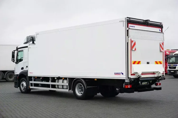 Mercedes ANTOS / 1830 / EURO 6 / CHŁODNIA + WINDA / 18 PALET zdjęcie 6
