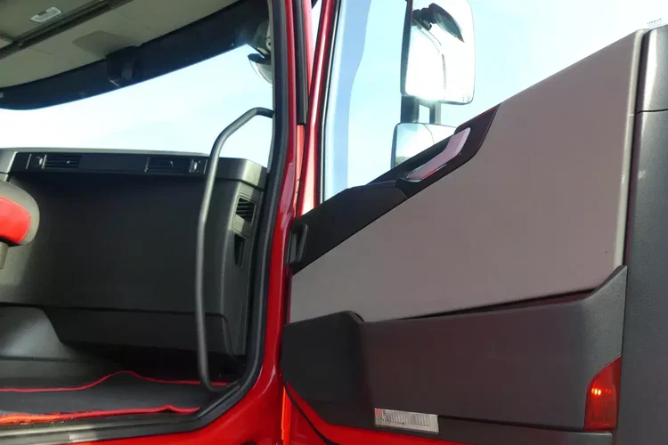 Volvo FH4 460 / SKRZYNIA 7.90 / AUTOMAT / EURO 6 / TV / zdjęcie 25