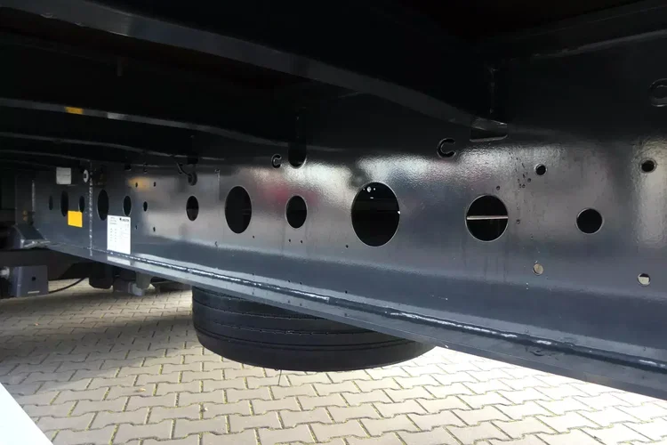 Wielton MEGA / FIRANKA / OŚ PODNOSZONA / ZADBANA / DACH PODNOSZONY / zdjęcie 14