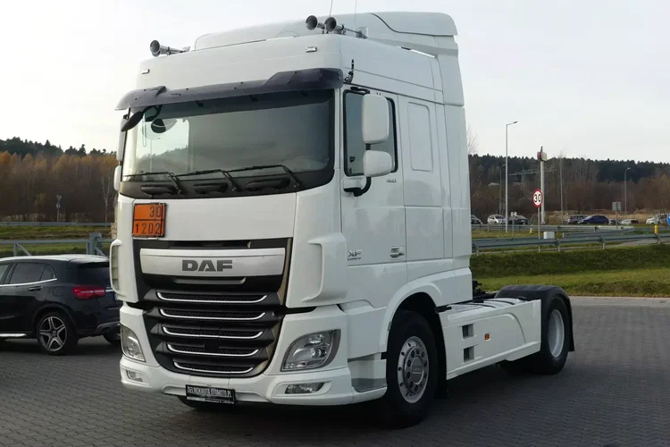 DAF XF 106.460 / EURO 6 / AUTOMAT / PEŁNY ADR / HYDRAULIKA DO CYSTERNY / zdjęcie 1