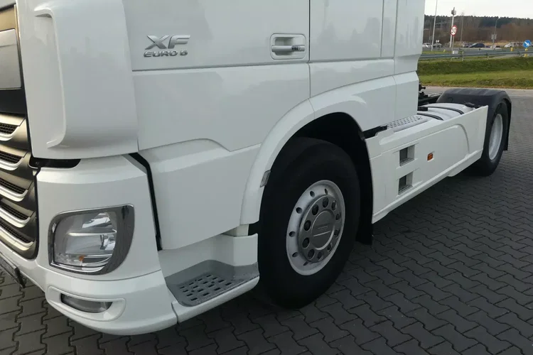 DAF XF 106.460 / EURO 6 / AUTOMAT / PEŁNY ADR / HYDRAULIKA DO CYSTERNY / zdjęcie 11