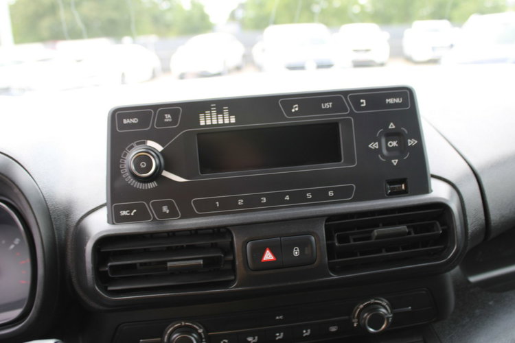 Citroen Berlingo XL 1.5 Bluehdi 100 S&s Gwarancja zdjęcie 15