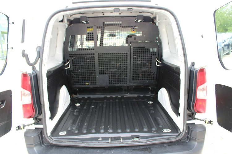 Citroen Berlingo XL 1.5 Bluehdi 100 S&s Gwarancja zdjęcie 18