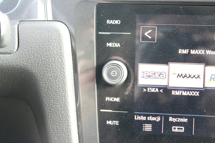 Volkswagen Golf Comfortline A netto 40 126 PLN Gwarancja Auto-Hold zdjęcie 26