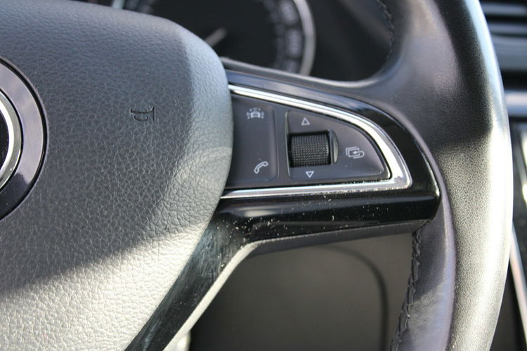 Skoda Superb Salon Polska TSI 180HP F-vat Gwarancja zdjęcie 21