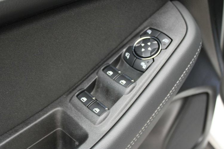 Ford S-Max Trend Automat netto 48 699 PLN Gwarancja Kamera zdjęcie 18