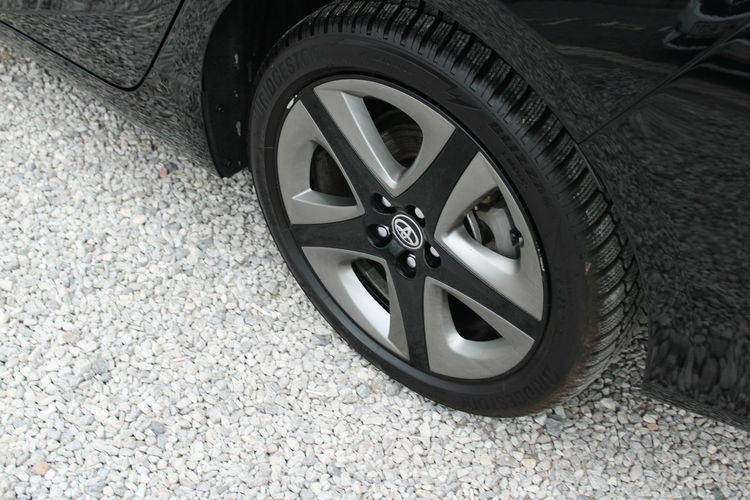 Toyota Prius 1.8 Hybrid 122 Km Comfort E-Cvt Gwarancja zdjęcie 10