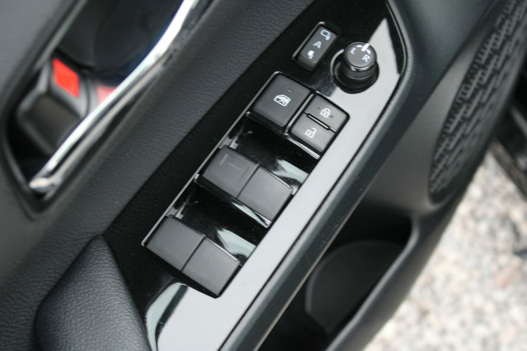 Toyota Prius 1.8 Hybrid 122 Km Comfort E-Cvt Gwarancja zdjęcie 15