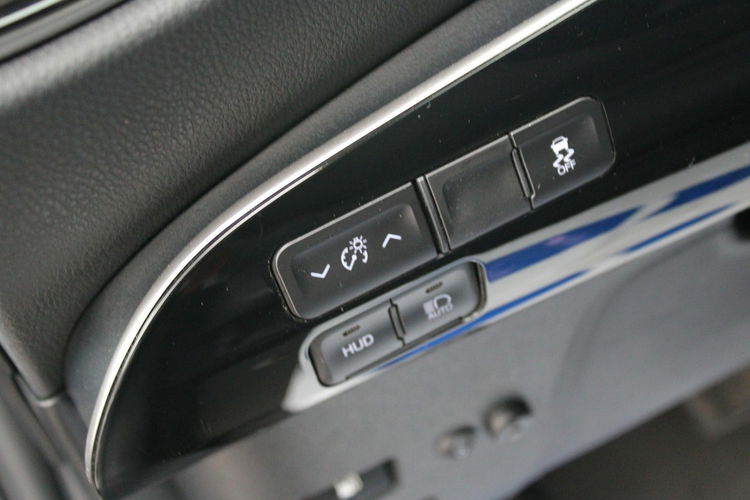 Toyota Prius 1.8 Hybrid 122 Km Comfort E-Cvt Gwarancja zdjęcie 16
