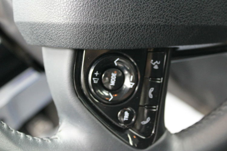 Toyota Prius 1.8 Hybrid 122 Km Comfort E-Cvt Gwarancja zdjęcie 18