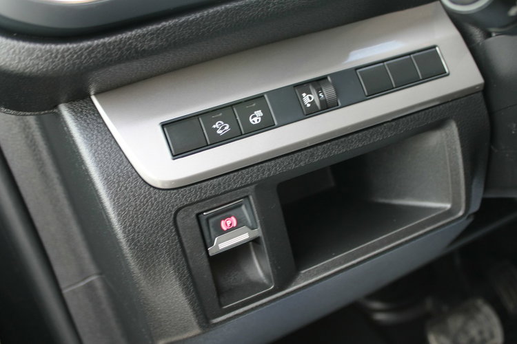 Citroen SpaceTourer 2.0 BlueHDi 177HP Automat netto 121 869PLN Gwarancja zdjęcie 21