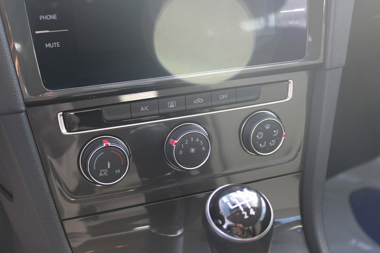 Volkswagen Golf Trendline LED Gwarancja Salon Polska F-VAT zdjęcie 21