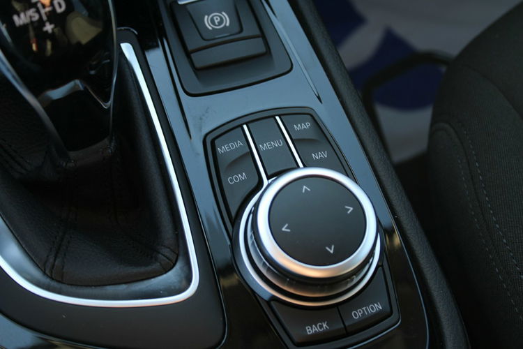 BMW 218 Gran Tourer Hak El.Klapa Kamera Gwarancja zdjęcie 25