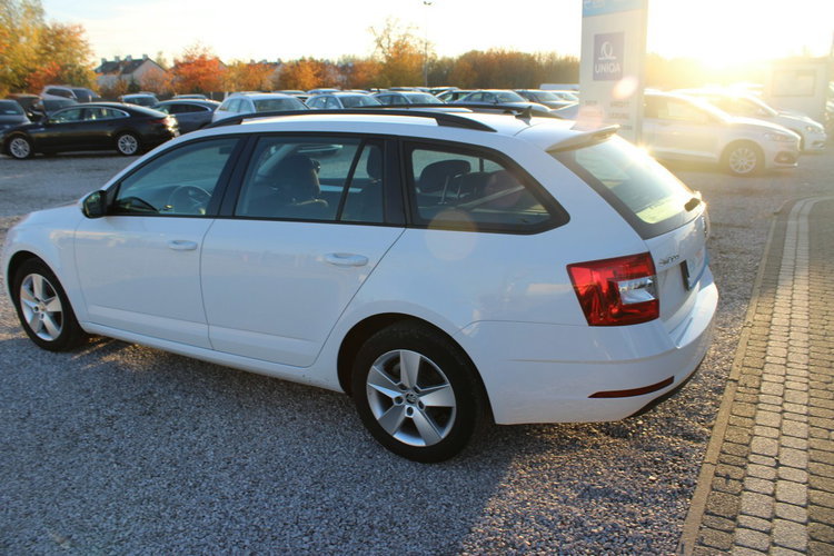 Skoda Octavia Ambition Salon Polska netto 30 813 PLN Gwarancja zdjęcie 8