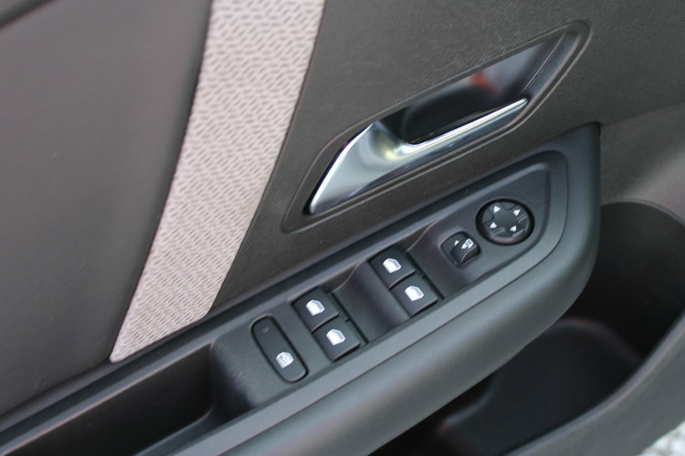 Citroen C4 SHINE 1.5D Skóra Salon Polska netto 51951PLN Gwarancja zdjęcie 16