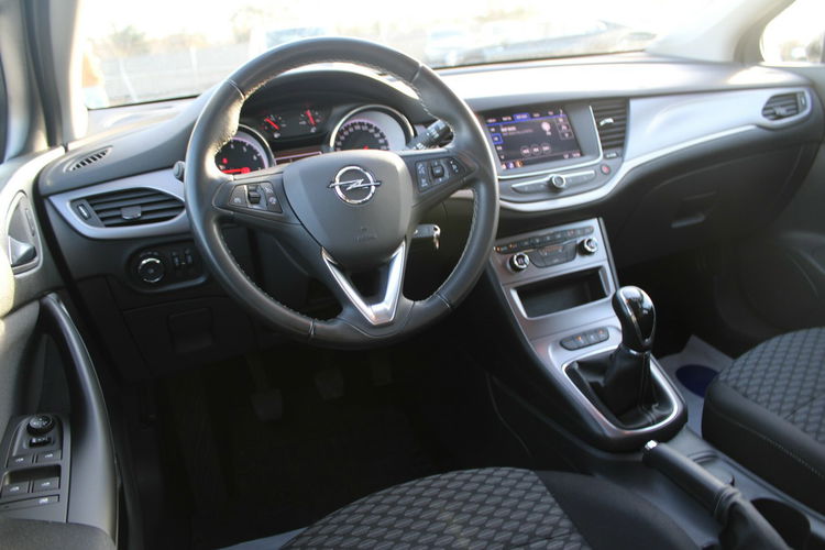 Opel Astra EDITION 130HP F-vat Salon Polska Gwarancja zdjęcie 13