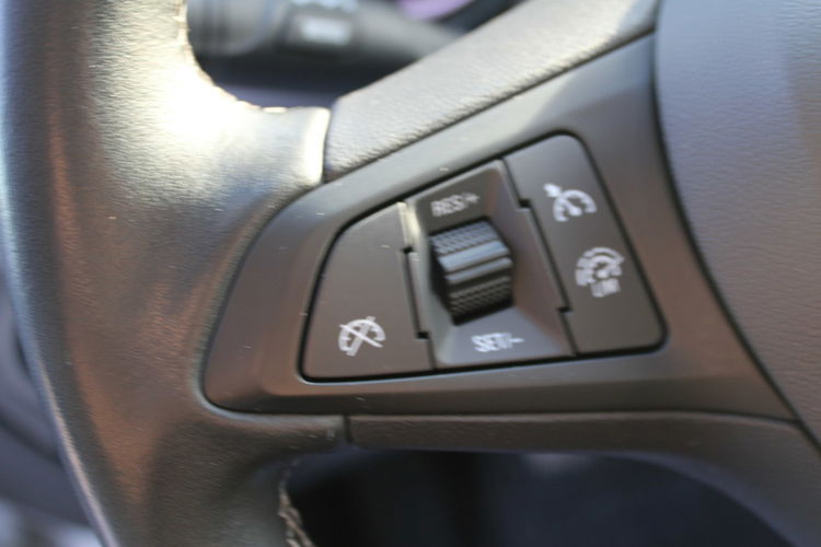 Opel Astra EDITION 130HP F-vat Salon Polska Gwarancja zdjęcie 17