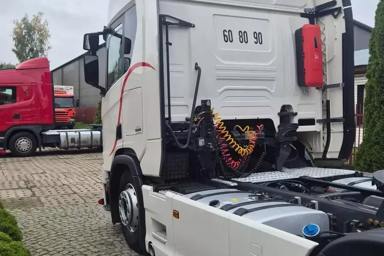 Scania R450 zdjęcie 10