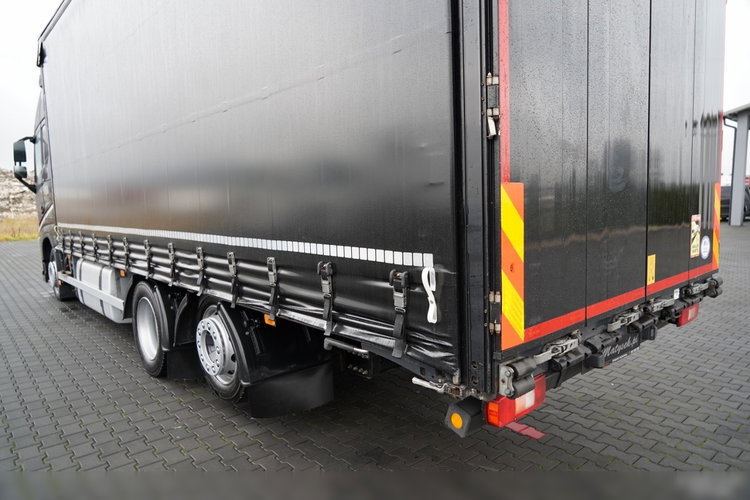Volvo FH 460 / 6x2 / FIRANKA- 7.7 m / DACH PODNOSZONY / I-SAVE / KLIMA POSTOJOWA / OŚ PODNOSZONA SKRĘTNA / zdjęcie 13