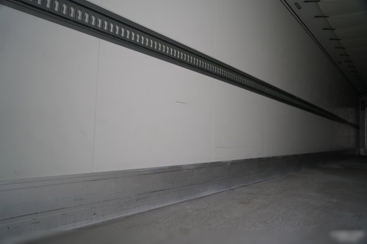 SCHMITZ CARGOBULL / CHŁODNIA / KWIATÓWKA / THERMO KING / SLX 300 zdjęcie 16