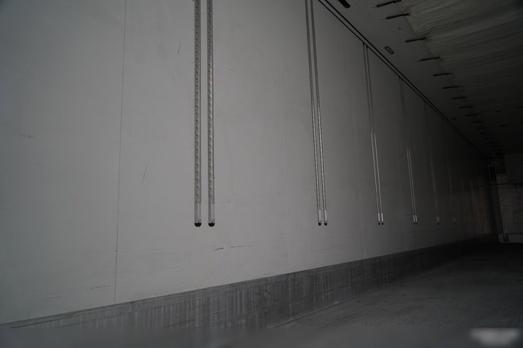 SCHMITZ CARGOBULL / CHŁODNIA / NOWY AGREGAT THERMO KING / SLX 300 / 0 MTH / DOPPELSTOCK   zdjęcie 16