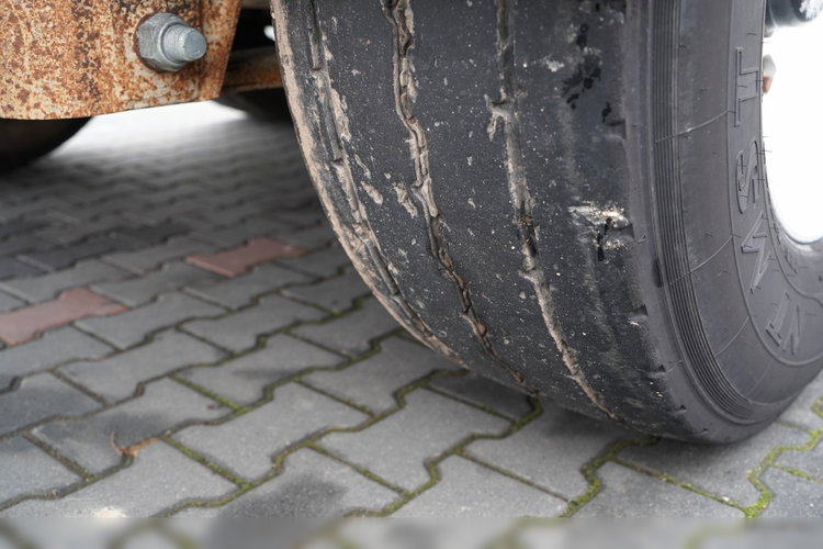 BENALU / WYWROTKA 45 M3 / CAŁA ALUMINIOWA / WAGA: 5 700 KG / KLAPO-DRZWI  zdjęcie 15