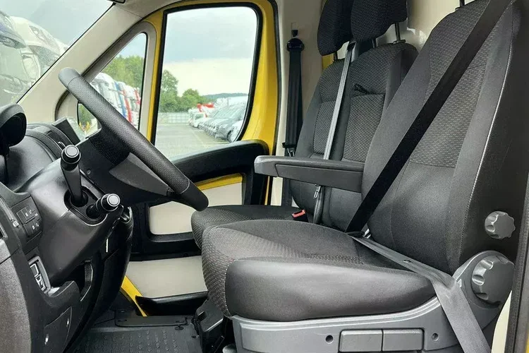 Peugeot Boxer zdjęcie 16