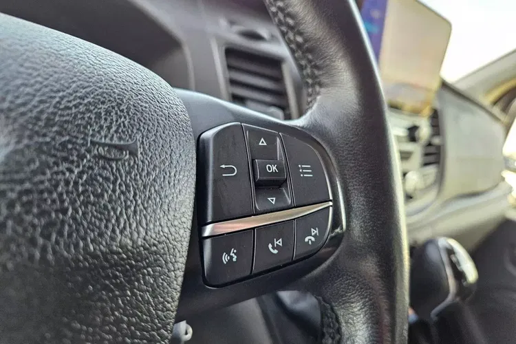 Ford transit L4H3 79999zł NETTO Brygadówka 7 osób 2.0TdCi/131KM zdjęcie 24