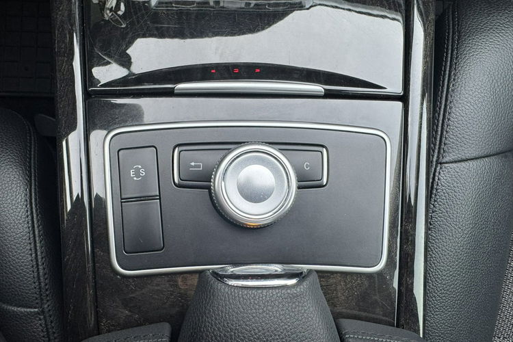 Mercedes E 200 Klimatronic 2-stref, Avantgarde, Skóra, Podgrz. fotele zdjęcie 24
