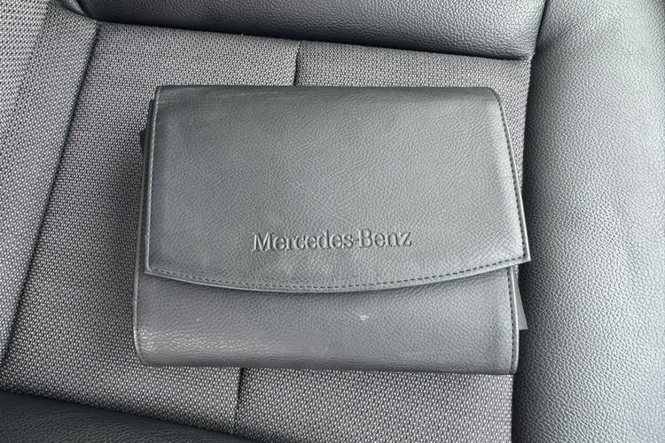 Mercedes E 200 Klimatronic 2-stref, Avantgarde, Skóra, Podgrz. fotele zdjęcie 31