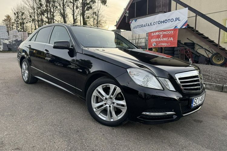 Mercedes E 200 Klimatronic 2-stref, Avantgarde, Skóra, Podgrz. fotele zdjęcie 4