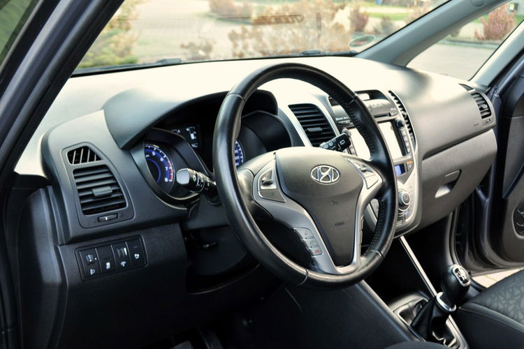 Hyundai ix20 1.4i(90KM) 57tyś.km Duża Navi Kamera Klimatronik Parkt I Wł Alu16"ASO zdjęcie 22