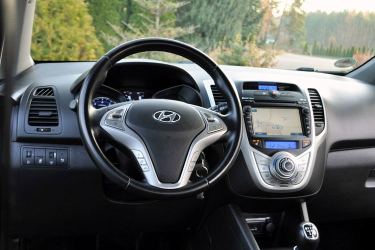 Hyundai ix20 1.4i(90KM) 57tyś.km Duża Navi Kamera Klimatronik Parkt I Wł Alu16"ASO zdjęcie 29