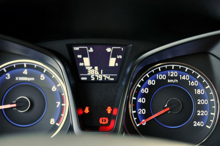 Hyundai ix20 1.4i(90KM) 57tyś.km Duża Navi Kamera Klimatronik Parkt I Wł Alu16"ASO zdjęcie 30