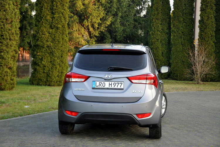 Hyundai ix20 1.4i(90KM) 57tyś.km Duża Navi Kamera Klimatronik Parkt I Wł Alu16"ASO zdjęcie 7