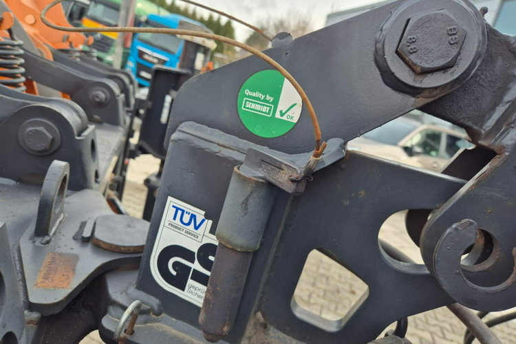 Axor 1833 4X4 Mercedes-Benz Axor 18.33 4X4 / HAKOWIEC / PŁUG ŚNIEŻNY zdjęcie 42