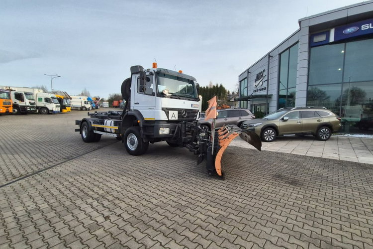 Axor 1833 4X4 Mercedes-Benz Axor 18.33 4X4 / HAKOWIEC / PŁUG ŚNIEŻNY zdjęcie 51