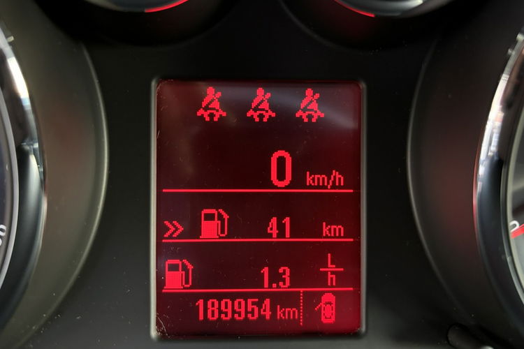 Opel Zafira Gwarancja, Zarejestrowany, Klima, Serwis, Grzana kierownica i fotele zdjęcie 20
