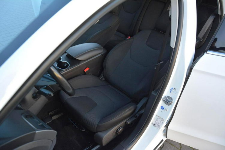 Ford Mondeo Titanium Navi SONY ParkAssist Parktronic Lane Assist Keyless Go Alu17" zdjęcie 18